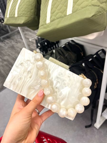 Love this clutch for any formal event you have this summer! So pretty in person and a great price too!!




Clutch 
Formal purse 
Target purse
Clutches 
Pearl clutch 
Wedding guest 

#LTKfindsunder50 #LTKstyletip #LTKitbag