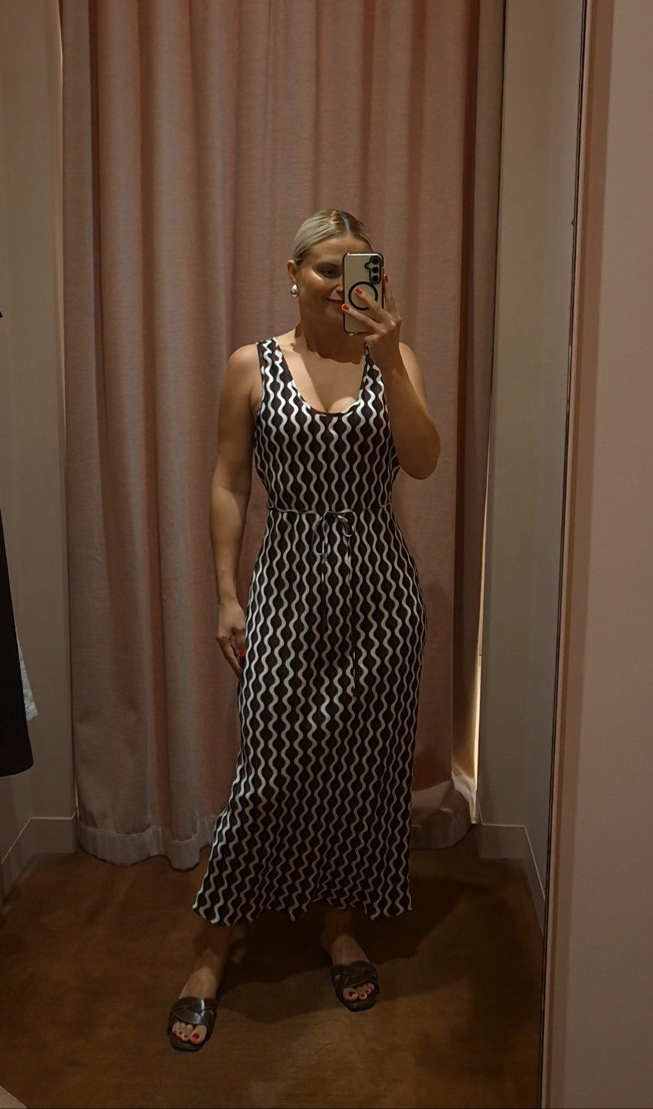 Slip Dress, easy to wear and look put-together 

#LTKaustralia #LTKsummer #LTKdresses