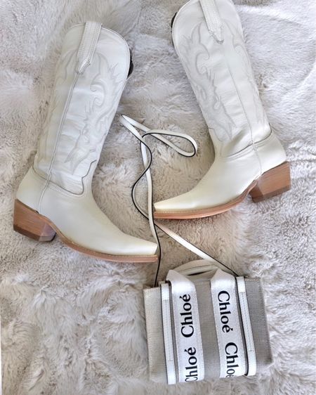 Loving these white cowboy boots and my Chloe bag! Two must haves 

#LTKItBag #LTKShoeCrush #LTKStyleTip