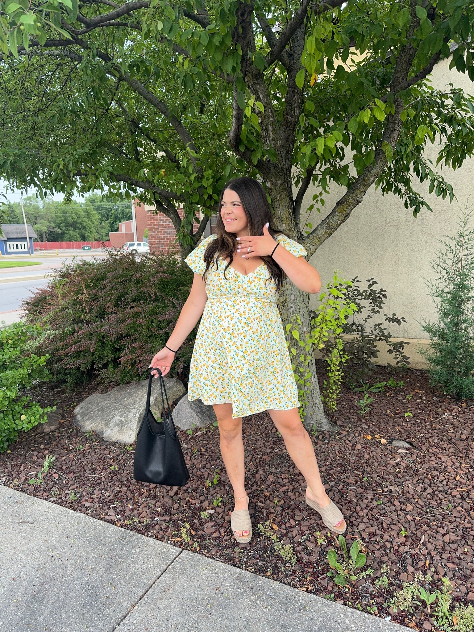 Date night outfit! Last night we went out to celebrate seven years married even though our anniversary isn’t until next week. But the night of our anniversary the kids have a T-ball game so we took advantage of time together tonight!



#LTKStyleTip #LTKMidsize #LTKFindsUnder50