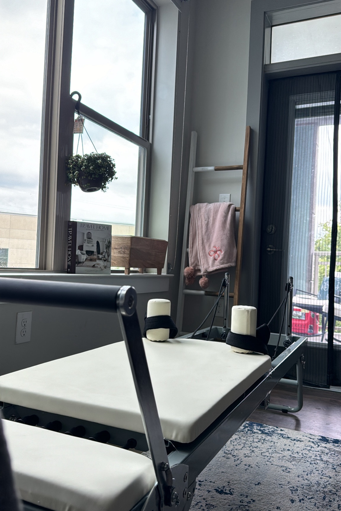 At home Pilates reformer 🤍