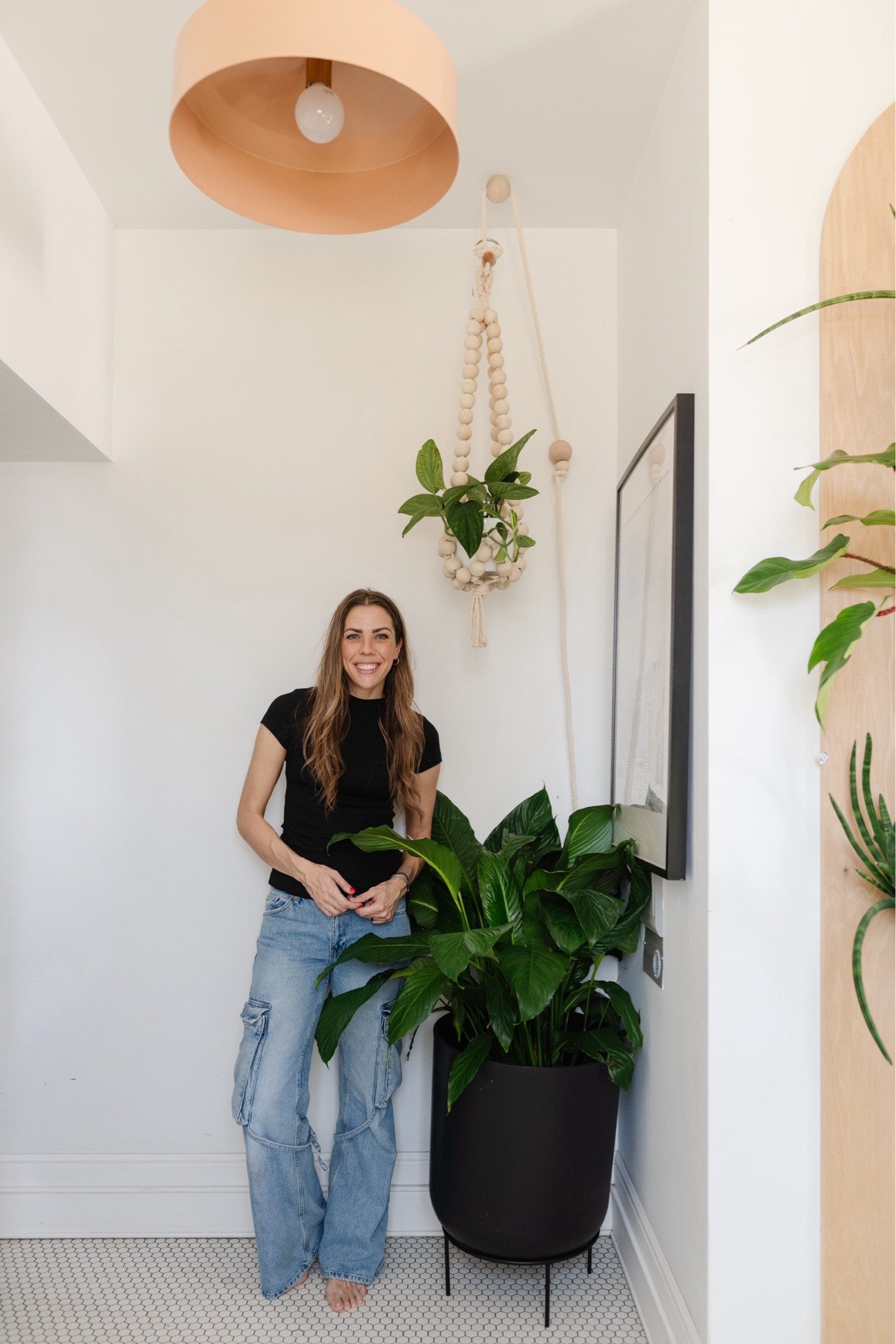 Making a statement with this large black planter - complete with drainage holes - it’s the perfect home for my Peace Lily. 🌿✨

Also one of my spring capsule favs: baggy pocket jeans and basic tees 🖤

#LTKhome #LTKstyletip #LTKSeasonal