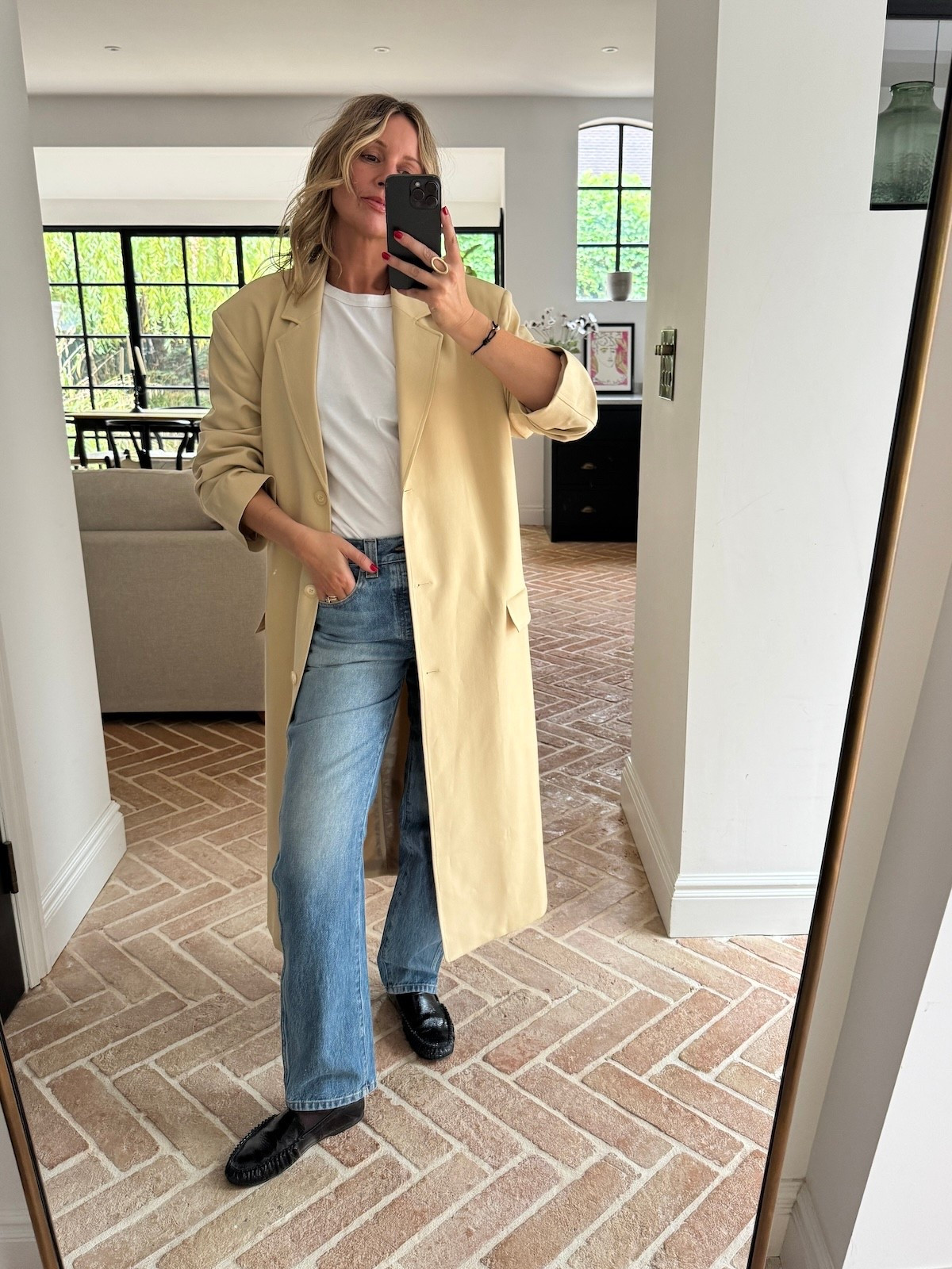 Yellow Coat + Jeans + Loafers 

Summer | Jeans | Jacket | August | city|  TheFrankieShop

#LTKuk #LTKsummer #LTKautumn