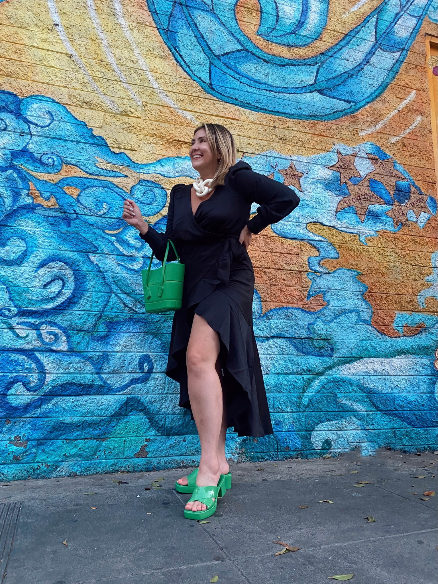 Black wrap dress, fall dress, curvy dress, express dress

#LTKcurves #LTKstyletip #LTKwedding