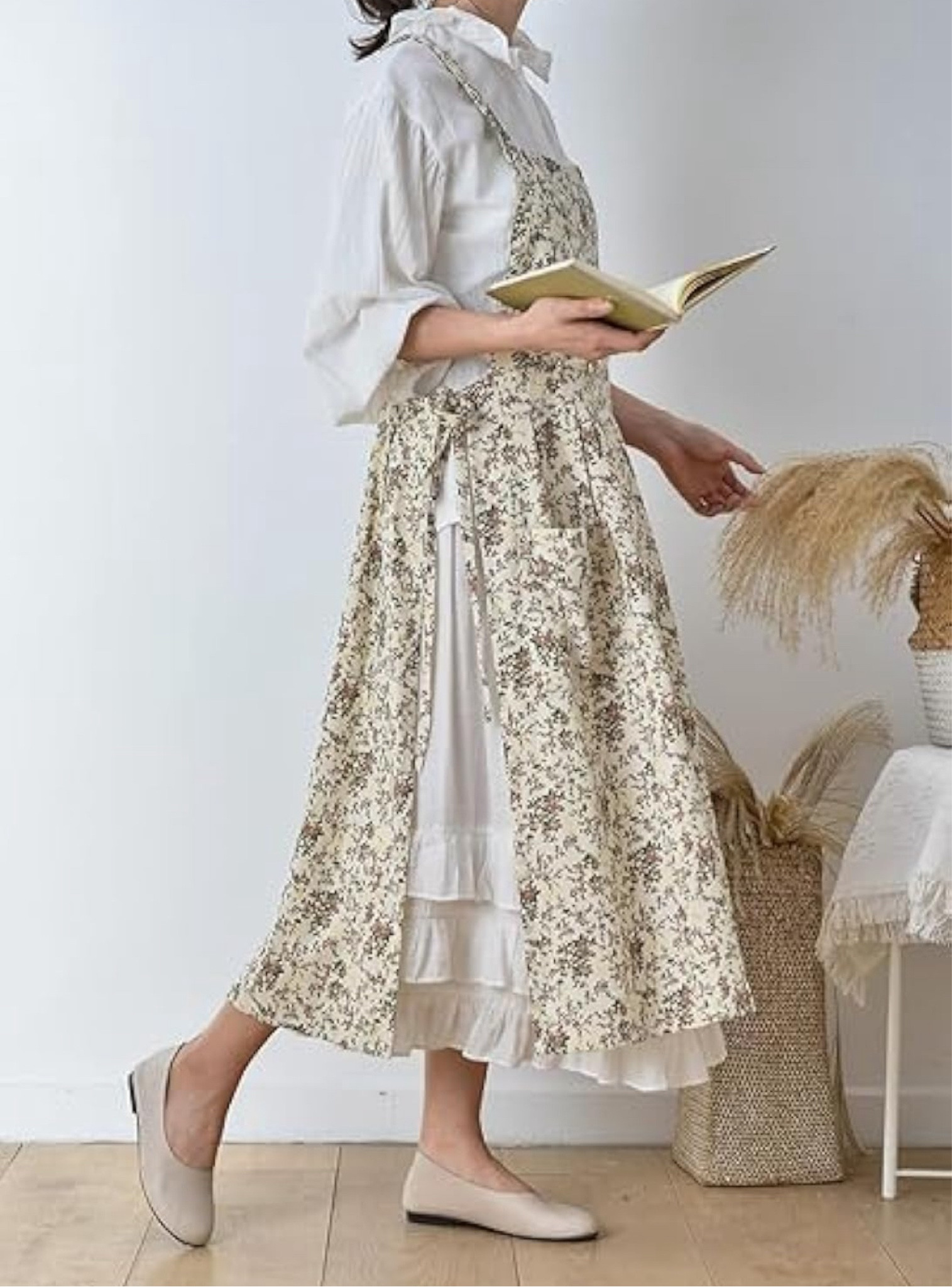 Retro apron 

#LTKSaleAlert #LTKHome #LTKSeasonal