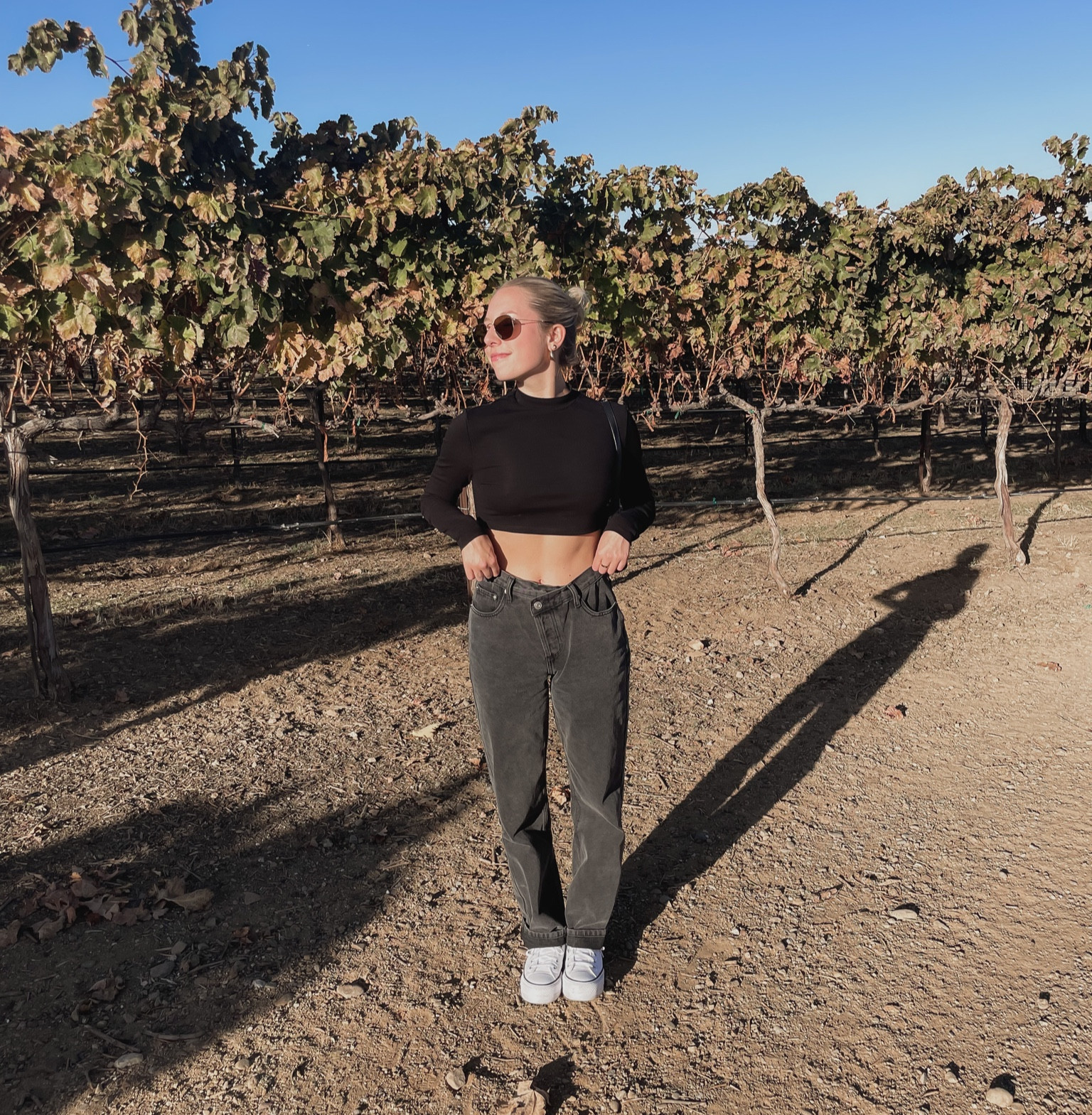 me 🤝 wine tasting. me 🤝 this outfit. absolutely obsessed with these asymmetrical Princess Polly jeans lately!! 

#LTKunder50 #LTKunder100 #LTKstyletip