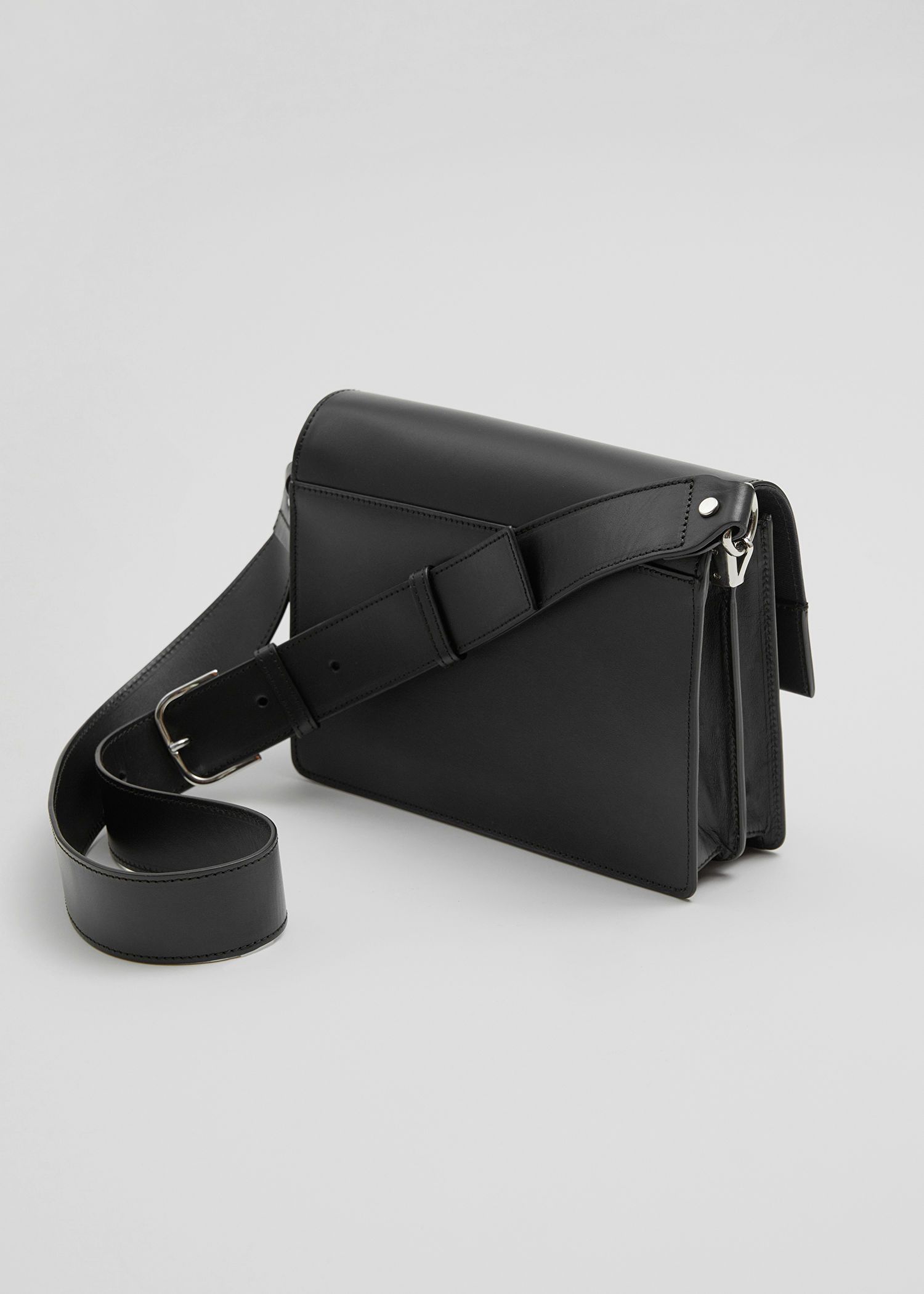 Leather Crossbody Bag | & Other Stories (EU + UK)