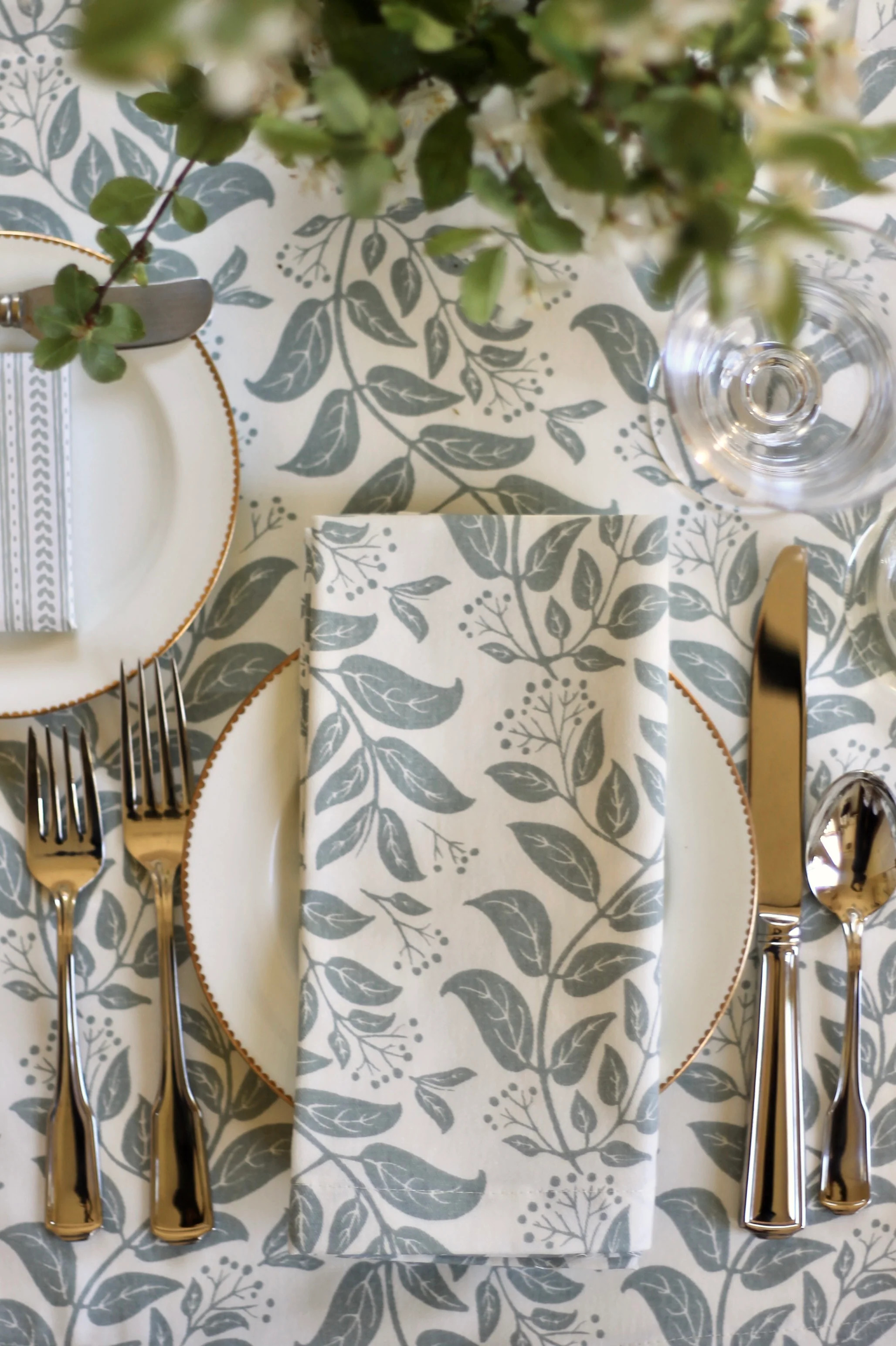 Privet Hedge Napkins & Table Linens | JSH Home Essentials