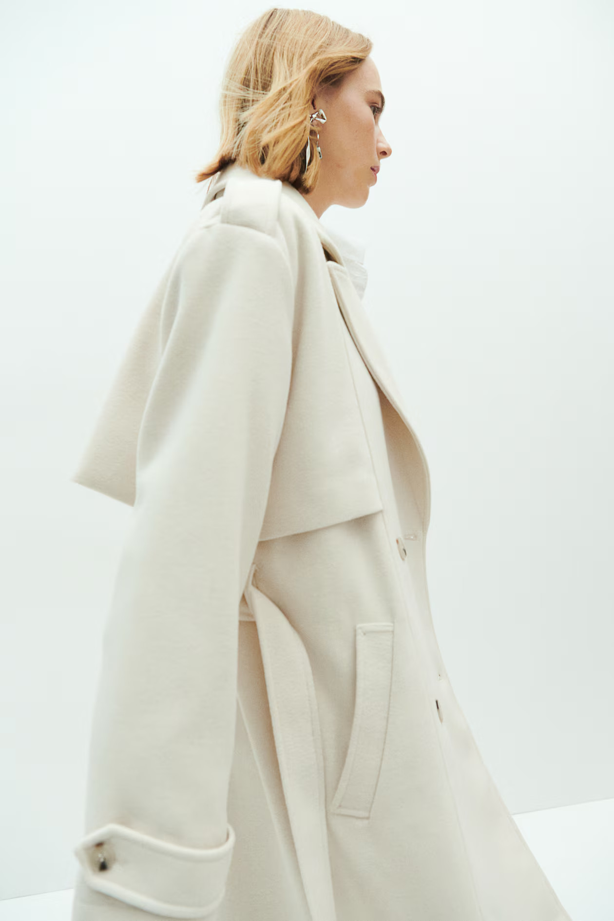 Brushed-finish twill trench coat - Cream - Ladies | H&M GB | H&M (UK, MY, IN, SG, PH, TW, HK)