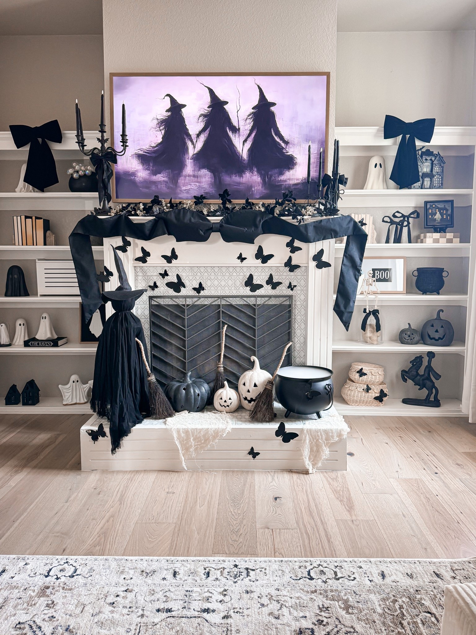 been getting lots of questions about ‘the bow’ on my halloween mantle 🎀🦇 it’s actually a garland shaped like a bat + it’s on sale 👏 

#LTKHome #LTKSaleAlert #LTKSeasonal