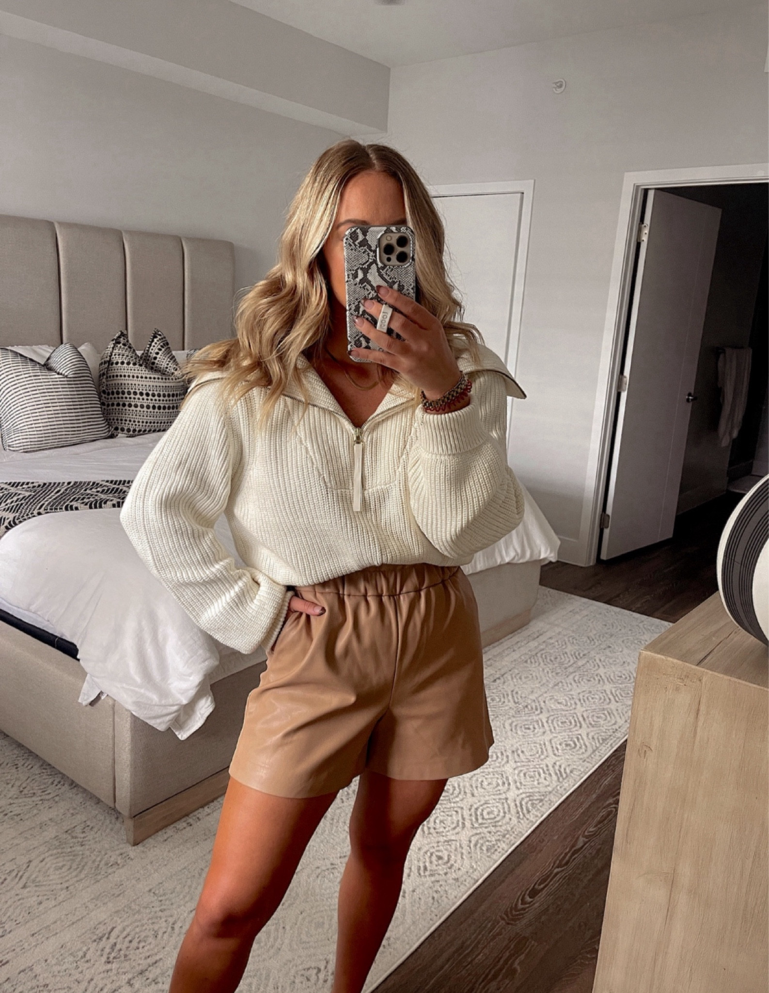 Varley on sale!!! Use code LTK20

Sweater sale, comfy style, fall outfit, athleisure, gift for her



#LTKSeasonal #LTKBacktoSchool #LTKSaleAlert