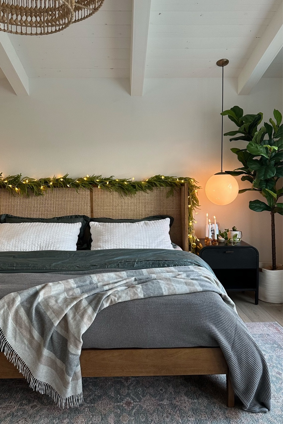 Holiday room decor for the bedroom 

#LTKhome #LTKHoliday #LTKGiftGuide