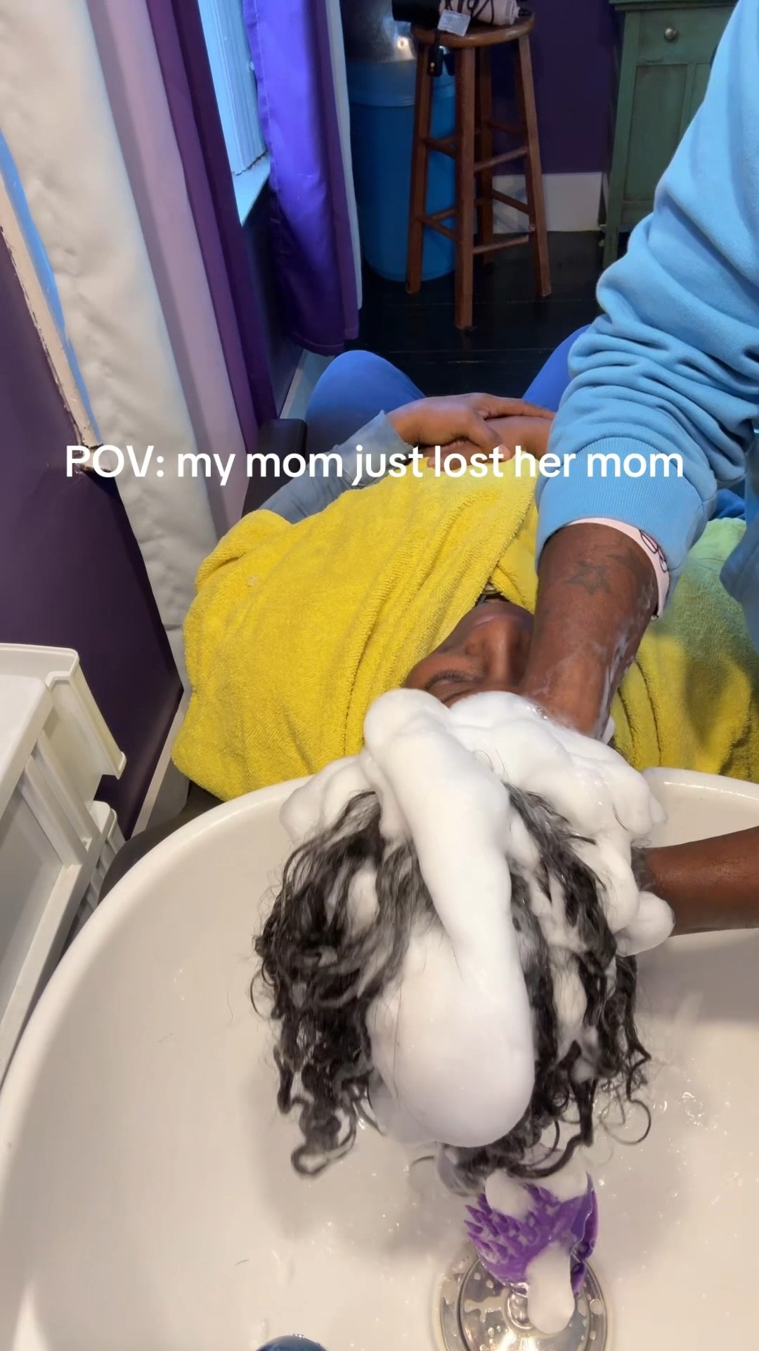 Self care my mom using Kendra

#LTKvlog #LTKgrwm #LTKselfcare