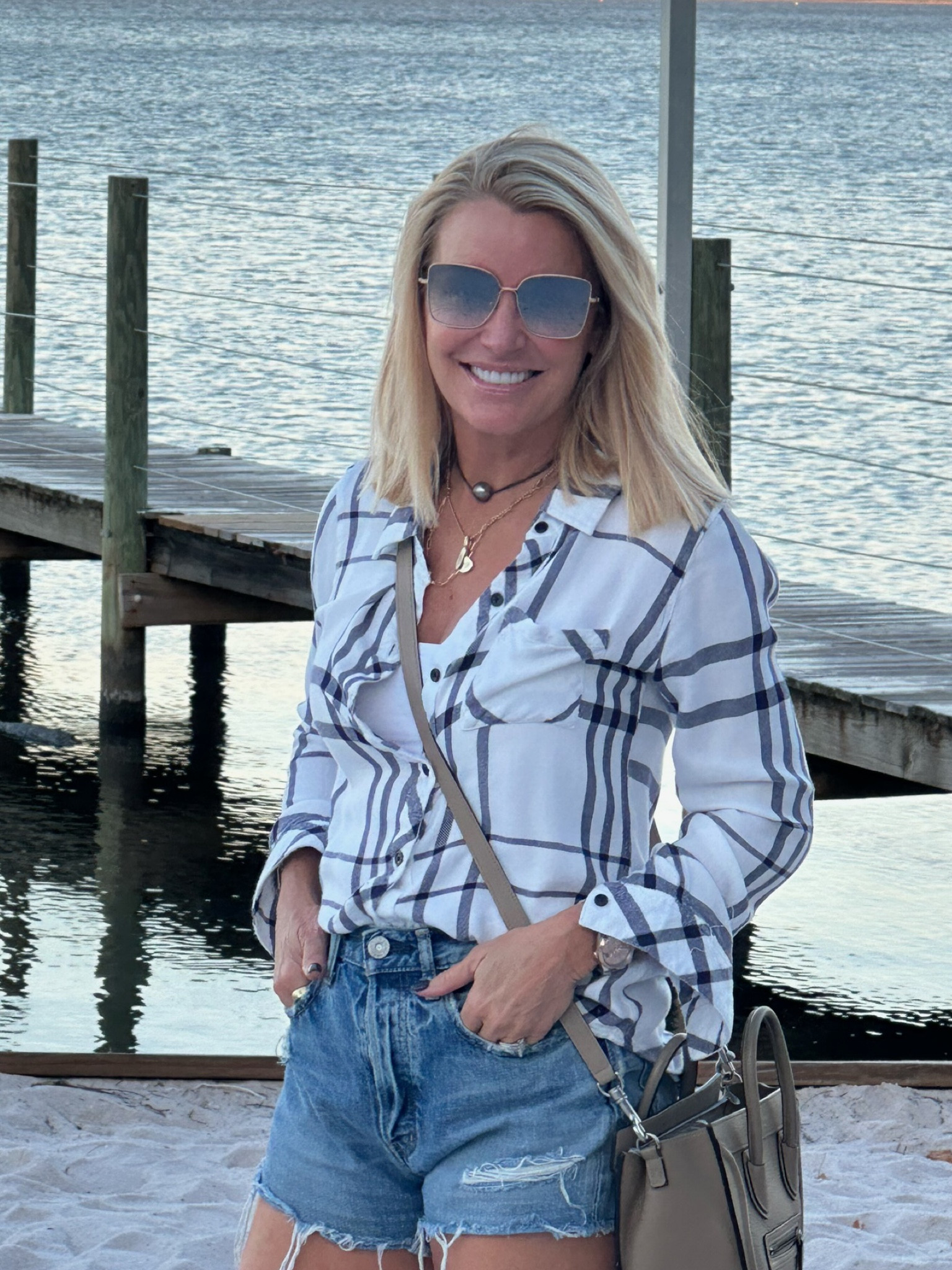 Dinner at the Beach

Beach outfit, dinner beach look, dinner outfit, tropical outfit idea, beach dinner outfit idea, fall beach outfits

#LTKSeasonal #LTKtravel #LTKover40