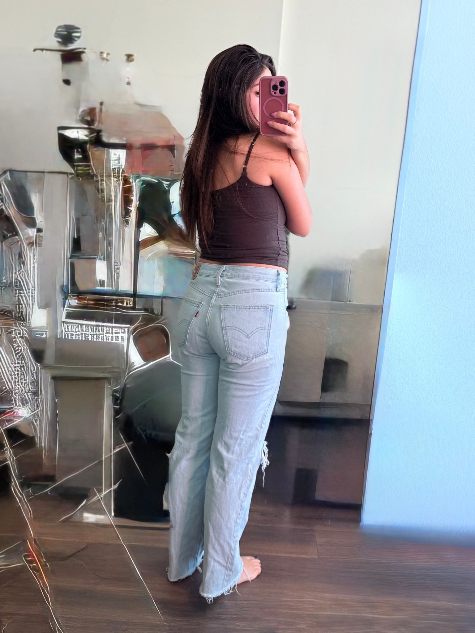 Running errands today! Love my daily Levis. Comfy and cute at the same time! 

#LTKPetite #LTKgrwm #LTKdayinmylife