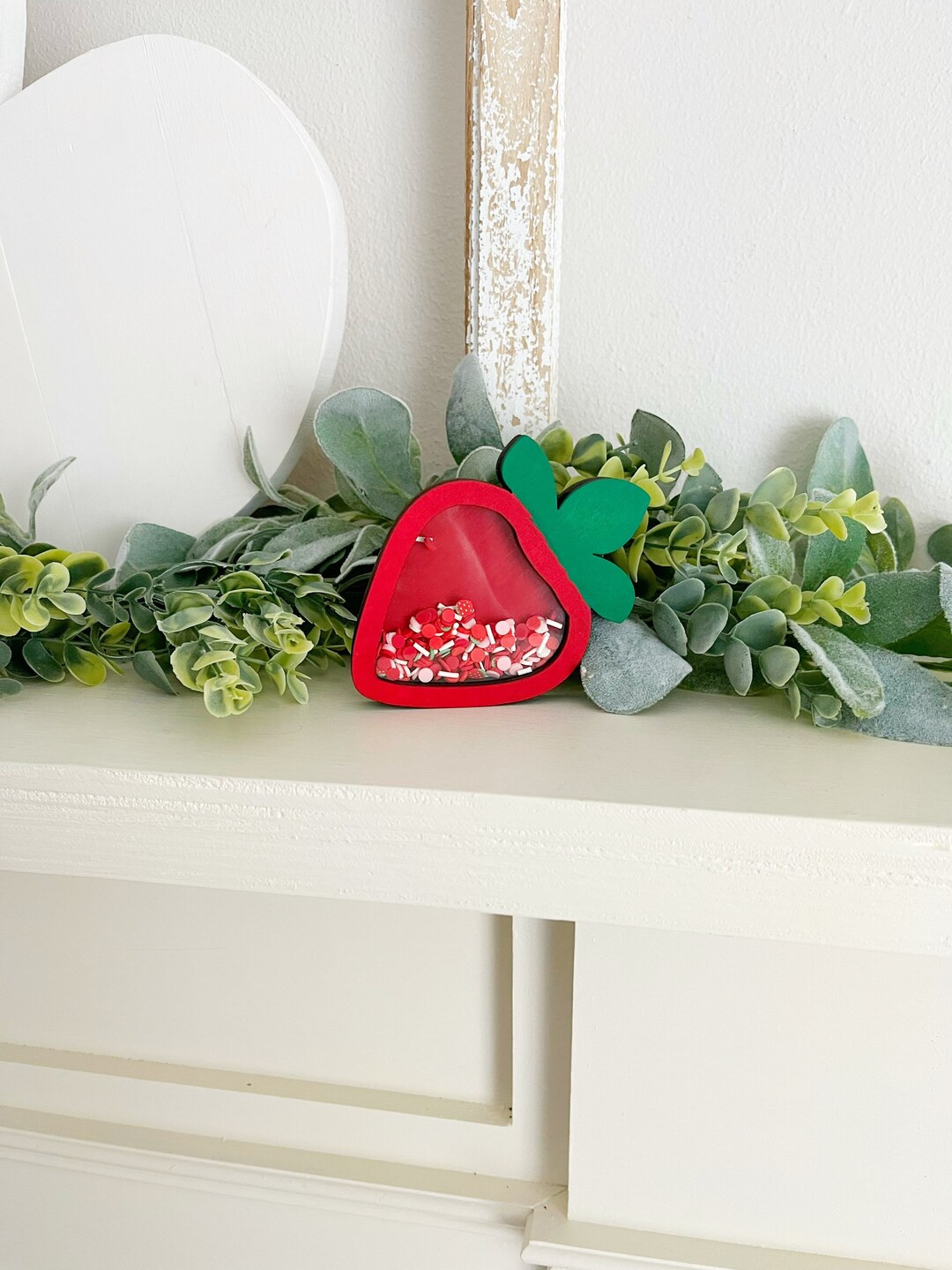 Strawberry shaker, strawberry tiered tray decor,  berry decor, summer decor | Etsy (US)