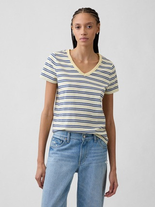 Favorite V-Neck T-Shirt | Gap Factory