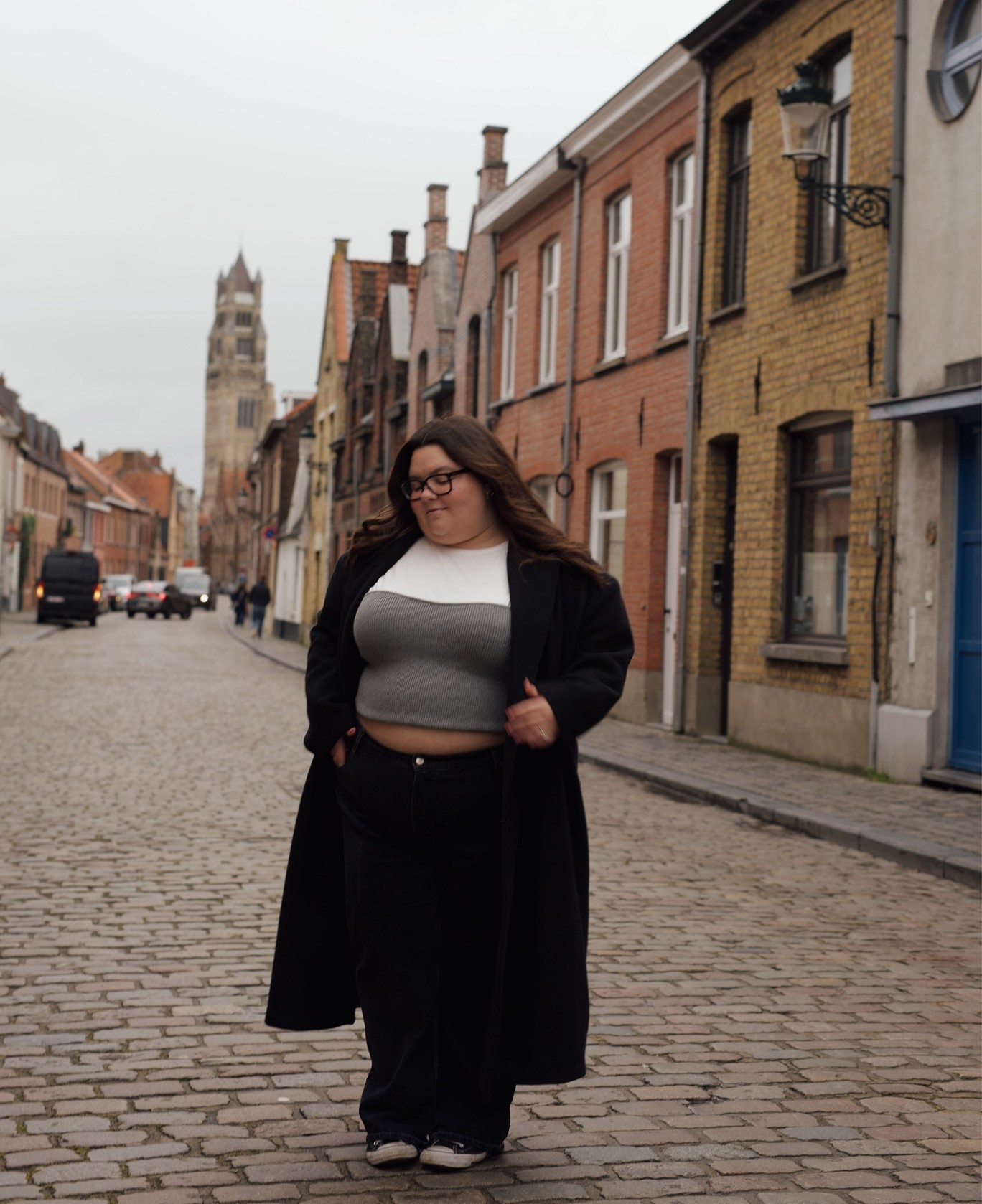 Plus size outfit I wore in Belgium 
- plus size duster coat: @boohoo  size 14
- low rise baggy jeans: @abercrombie size 36 Short 
- top: rented via nuuly

#LTKootd #LTKPlusSize #LTKMidsize