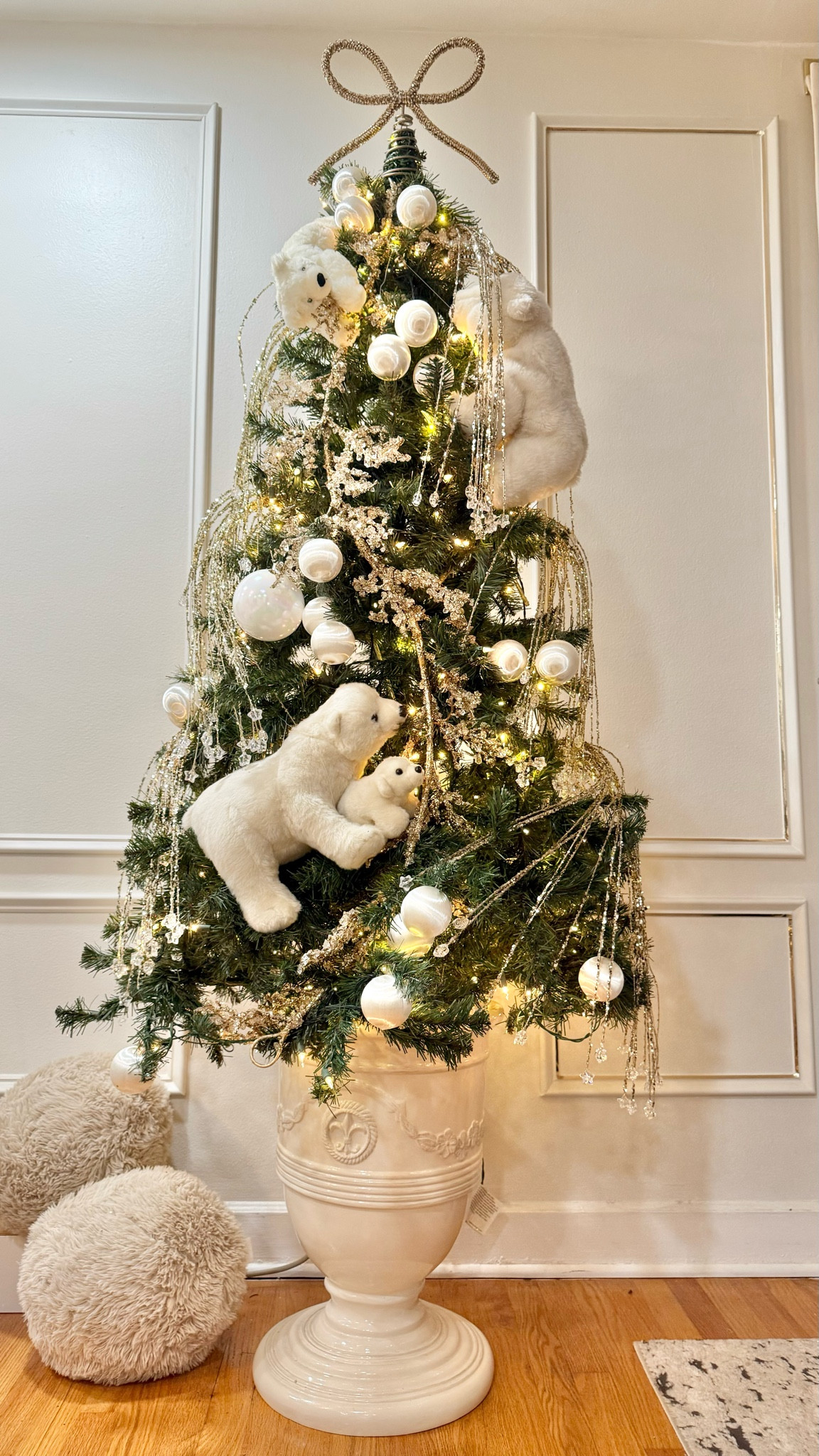 Polar Bear Christmas tree 

#LTKHoliday #LTKSeasonal #LTKHome