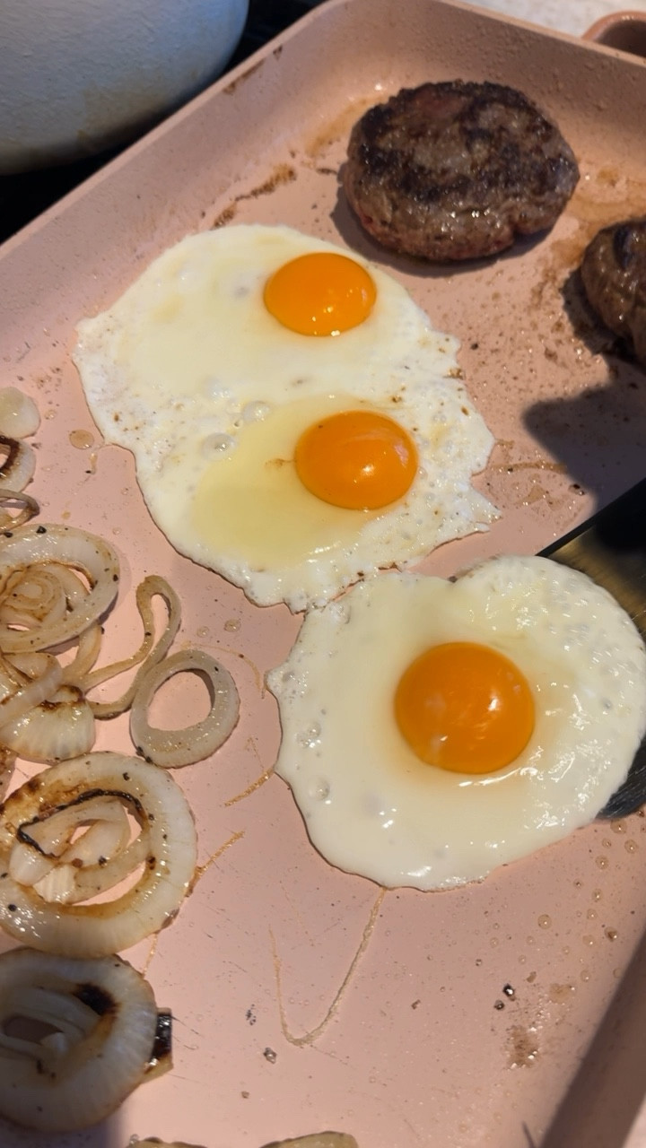 Clean out the fridge dinner…😋

#LTKGiftGuide #LTKHome #LTKVideo