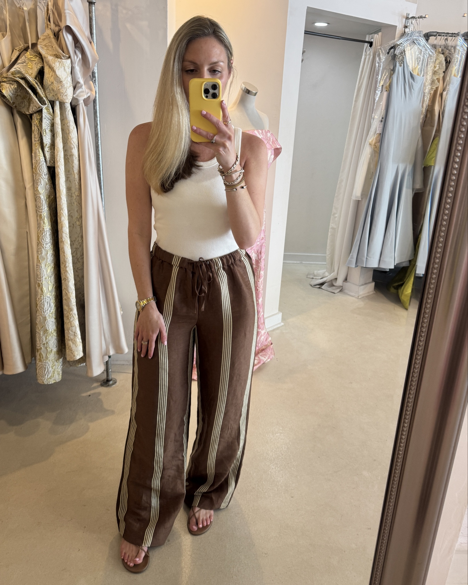 the perfect chocolate linen-silk blend pant ~ dress up or dress down! 🍫🤌🏼 Paired with my fav $8 Target tank 


#LTKSaleAlert #LTKFindsUnder50 #LTKStyleTip