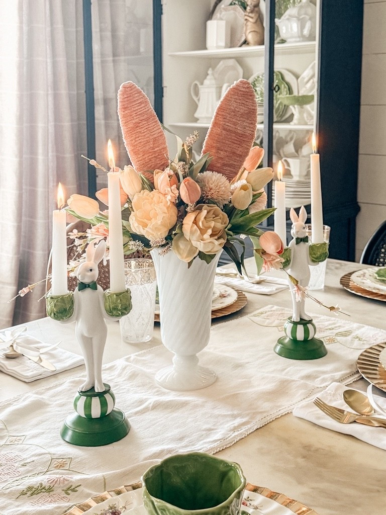 These adorable bunny candleholders add the perfect Spring whimsical touch! 💚🐰💚 