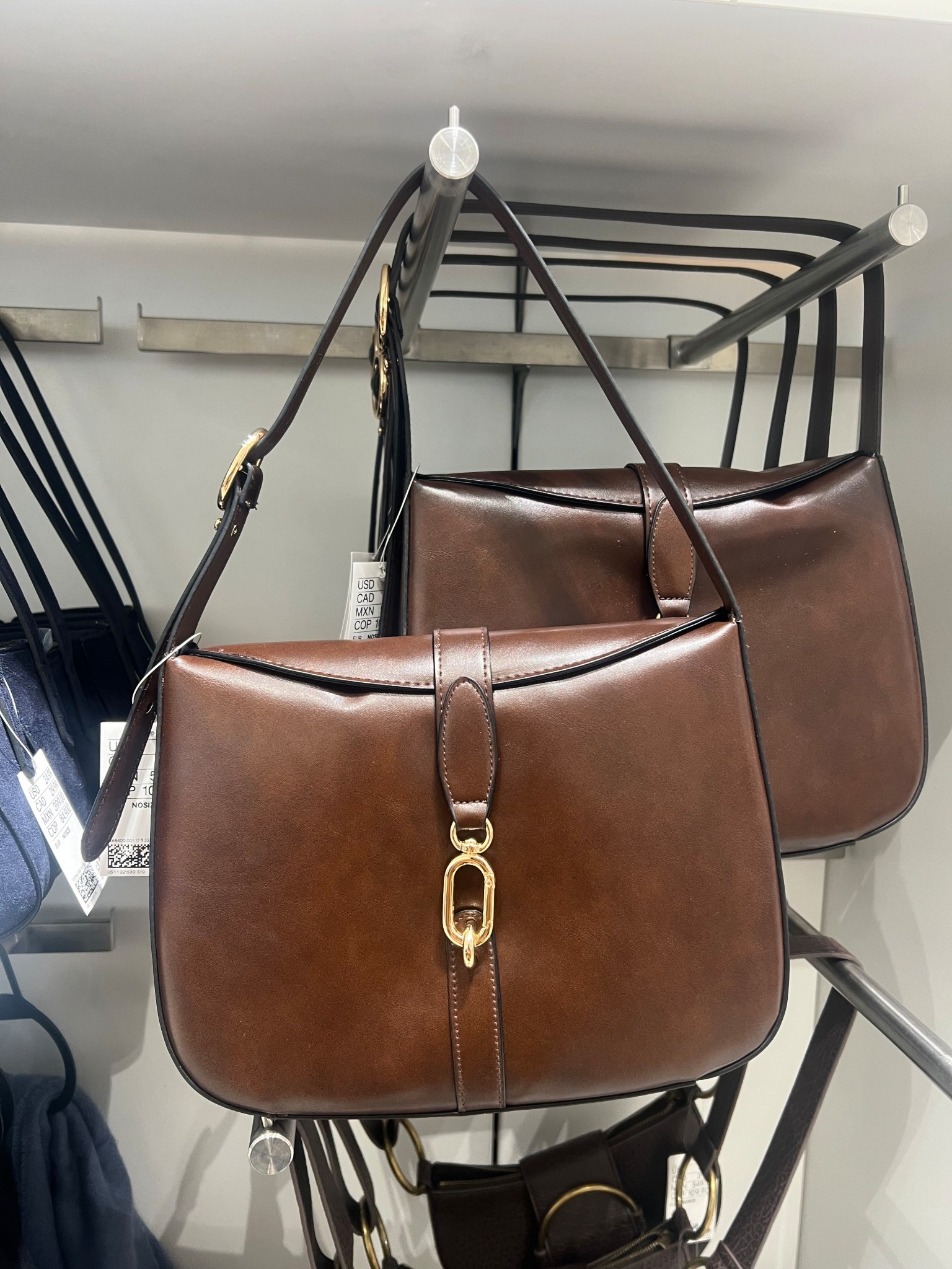 Brown bag, but make it fashion 🫶🏾#OutfitInspo #ItBags #SpringFashion

#LTKItBag #LTKFindsUnder50 #LTKOver40