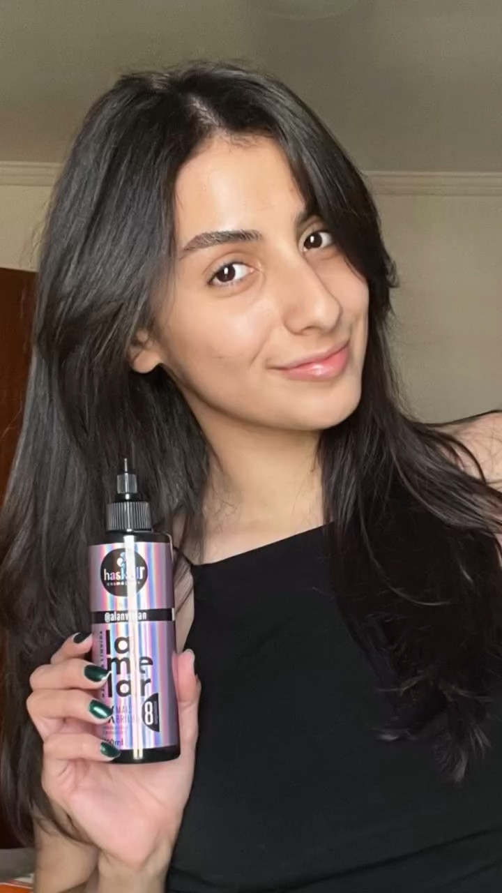 O @alan_vivian lançou essa máscara líquida em parceria com a @haskelloficial e eu fiquei muito animada.

Por sorte, a novidade já tinha na @padronperfumaria e eu corri pra testar! 

Eu amei! O que vocês acharam? 

*publicidade