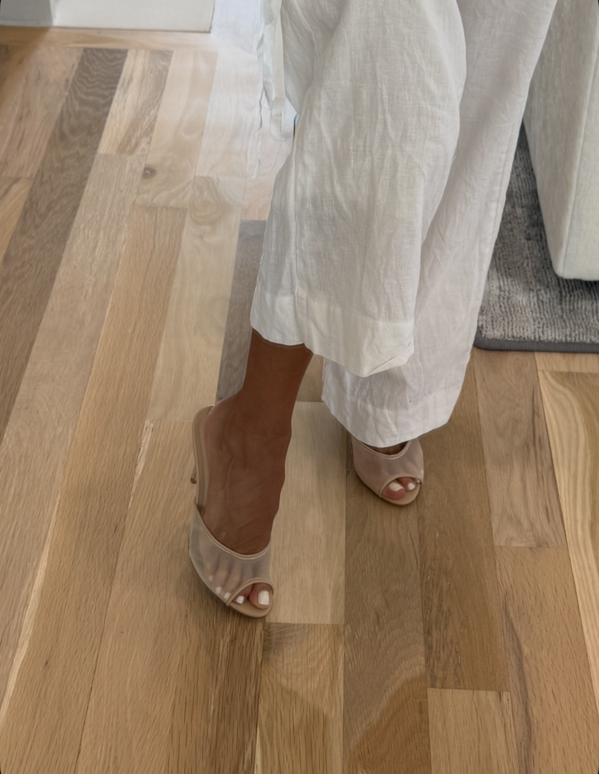 Linen pants size 23 Amazon heels that look $$ summer outfit

#LTKPetite #LTKSaleAlert