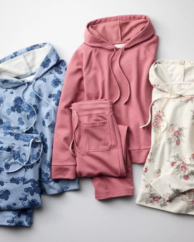 CUTE. I ordered the blue floral in size small for both pieces. 
Pretty sweat set for Spring  

#LTKmomlife #LTKOver40 #LTKSeasonal