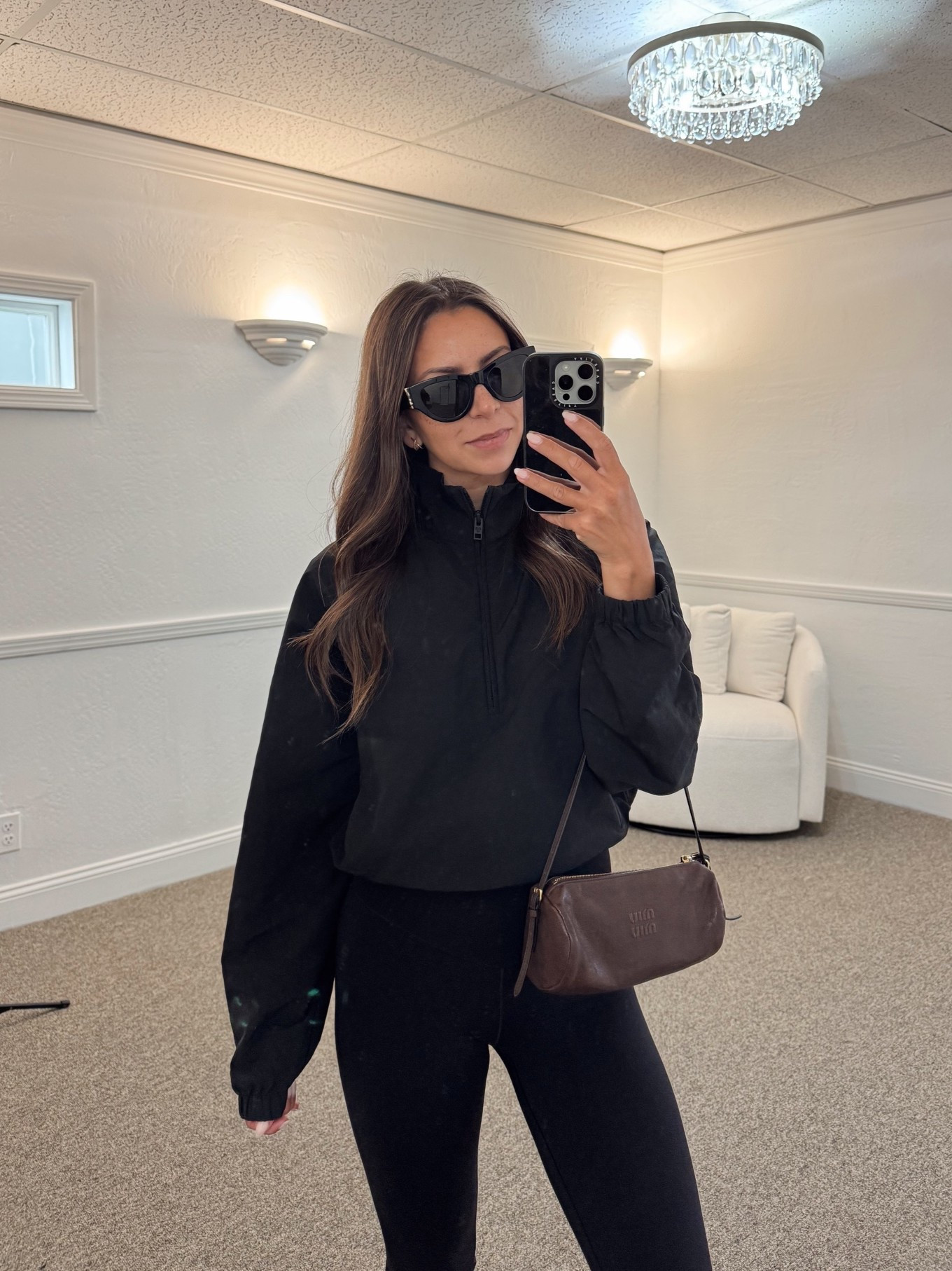 @Aritzia   windbreaker jacket- small
@Aerie   capri leggings- small
Amazon platform sandals
YSL sunglasses
Miu Miu bag

Petite, summer outfit, casual outfit, flip flops

#LTKootd #LTKPetite