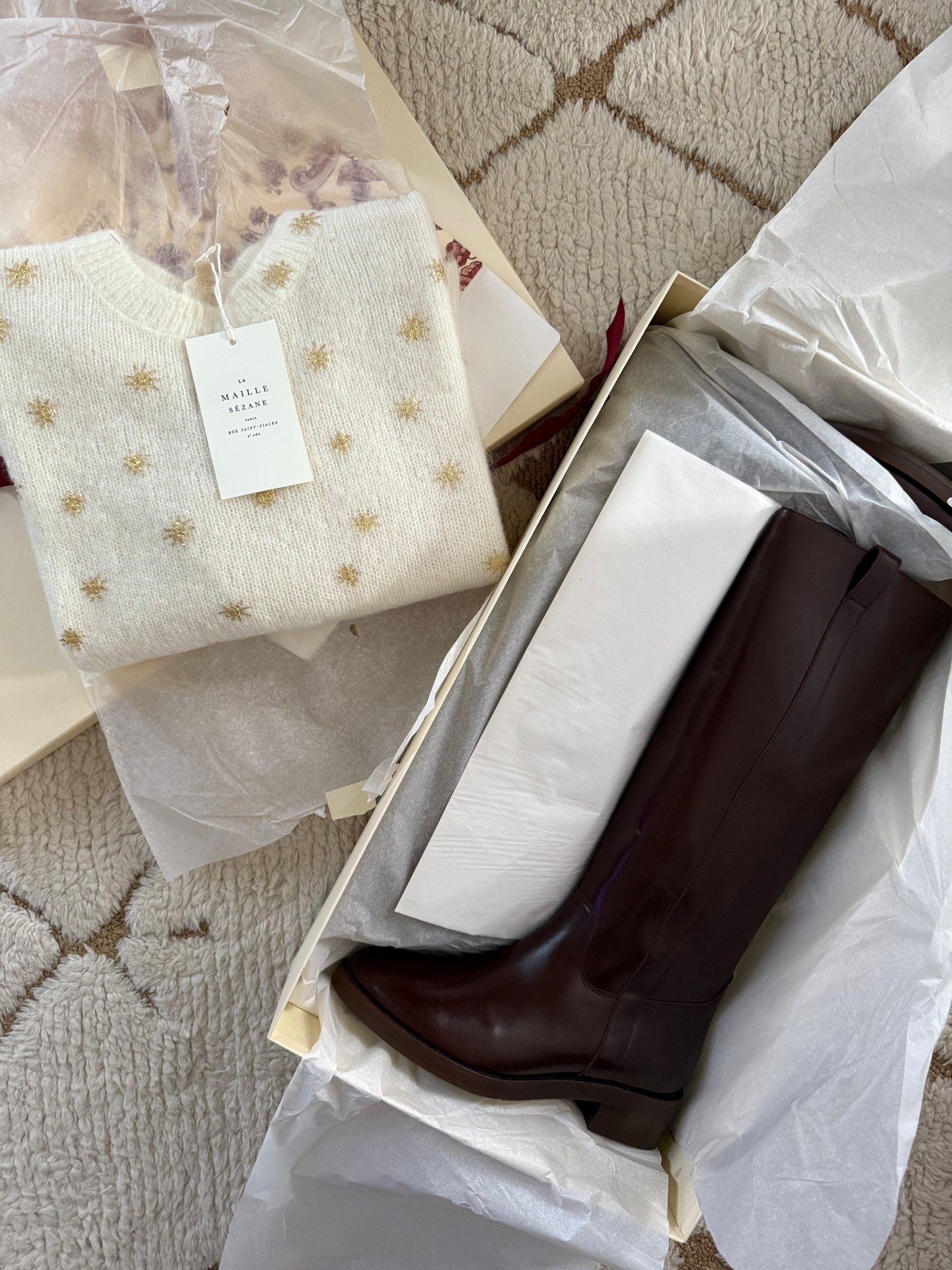 Holiday pieces, tall boots, tall leather boots, brown boots, English riding boots, French fashion, holiday sweater, chic holiday sweater, Christmas outfit pieces, Christmas staple pieces, horse girl fashion, equestrian, quality, capsule 

#LTKSeasonal #LTKHoliday #LTKGiftGuide