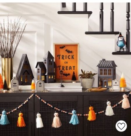 Halloween Decor🎃👻


#LTKHalloween #LTKSeasonal