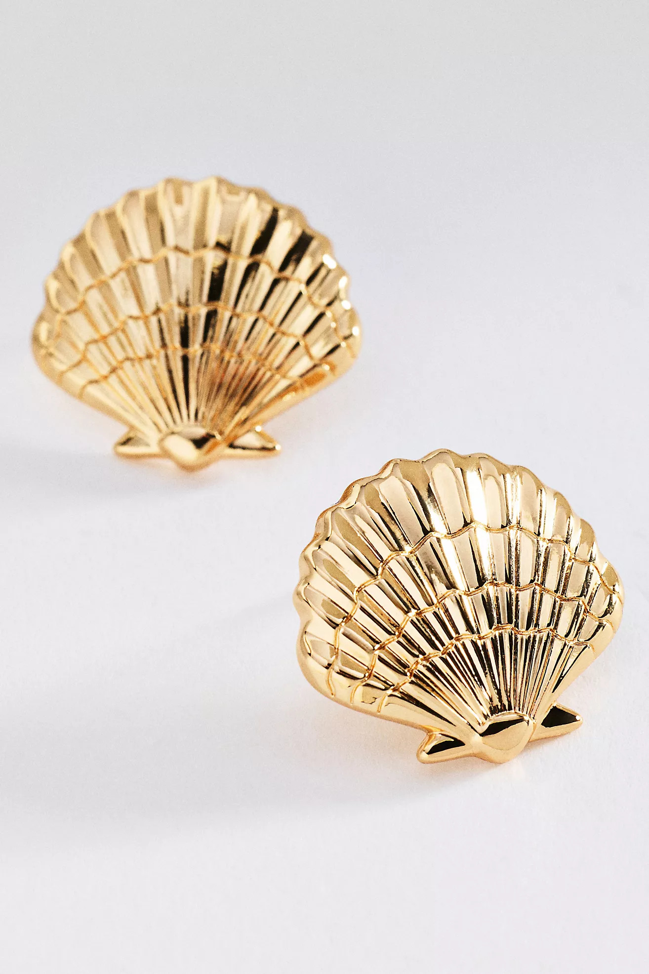 BaubleBar Marina Gold Seashell Earrings | Anthropologie (US)