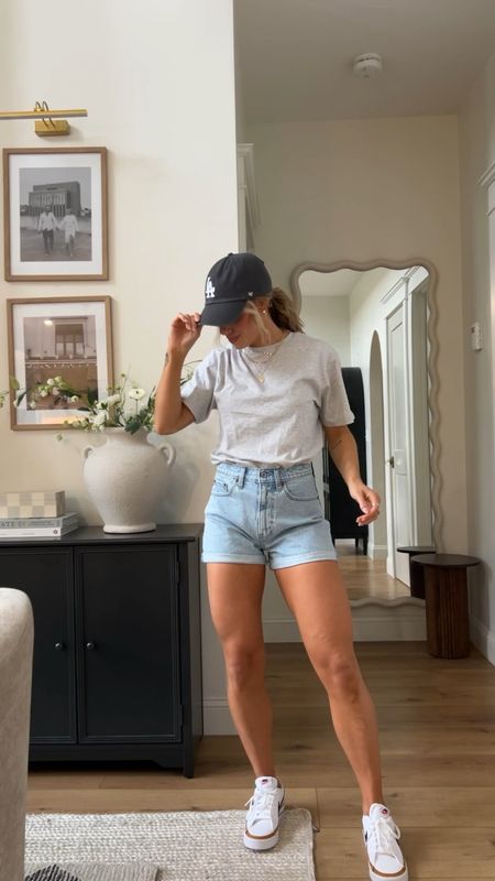 Ad #abercrombiePartner 
The @Abercrombie Shorts Sale is happening now! 
☀️25% off all shorts + 15% off almost everything else! (5/10-5/13) 
☀️use code AFSHORTS for an additional 15% off the sale! 


💕 (Typically wear size XS/25 curve love) 

#LTKFindsUnder100 #LTKStyleTip #LTKSaleAlert