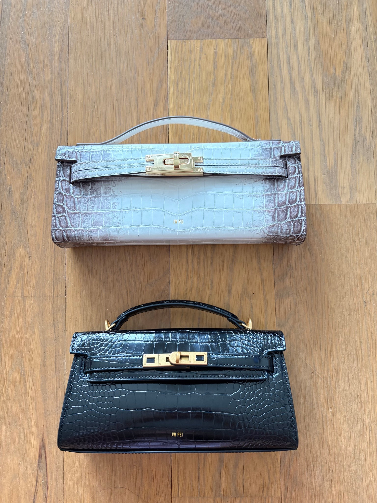 Designer like Amazon bags. My favorite. Great gifts too 

#LTKGiftGuide #LTKCyberWeek #LTKSaleAlert