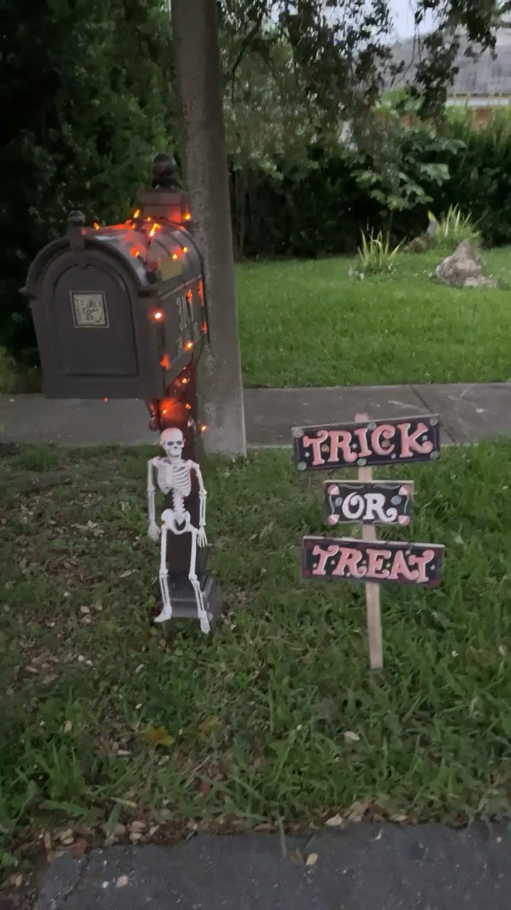 Halloween is getting SCARY close! Make sure trick or treaters are able to find you by adding lights to your outdoor Halloween decorating!

These are battery powered and designed to be used indoors or outdoors. There’s many colors to chose from so they’d be great from other holiday decor (I’m looking at you, Christmas) for holes that don’t have many outlets (like mine) ✨ 

#LTKparties #LTKHalloween #LTKHoliday