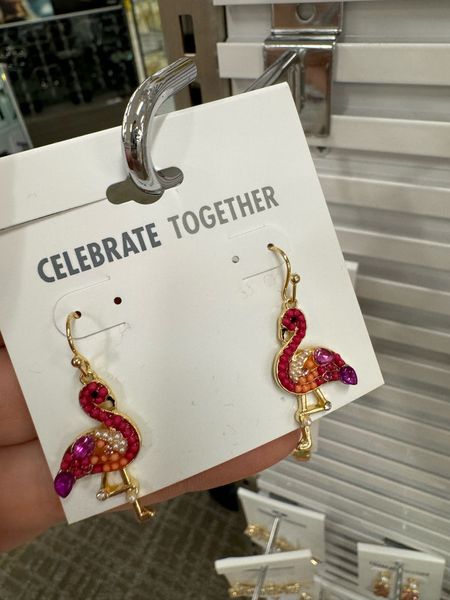 Flamingo statement rhinestones earrings on sale at kohls


#LTKGiftGuide #LTKfindsunder50 #LTKstyletip
