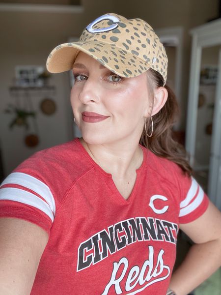 GRWM to go to the #cincinnatireds game! I knew I’d need a hat being out in the sun, so here are my hair tips to create a floofy, voluminous ponytail that stays all day! 

#LTKSeasonal #LTKstyletip #LTKbeauty