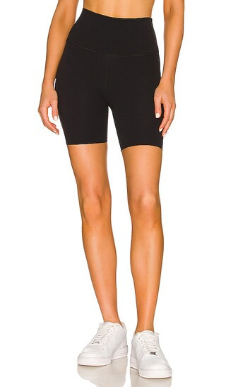 Yoga Luxe 7in Short in Black & Dark Grey Smoke | Revolve Clothing (Global)