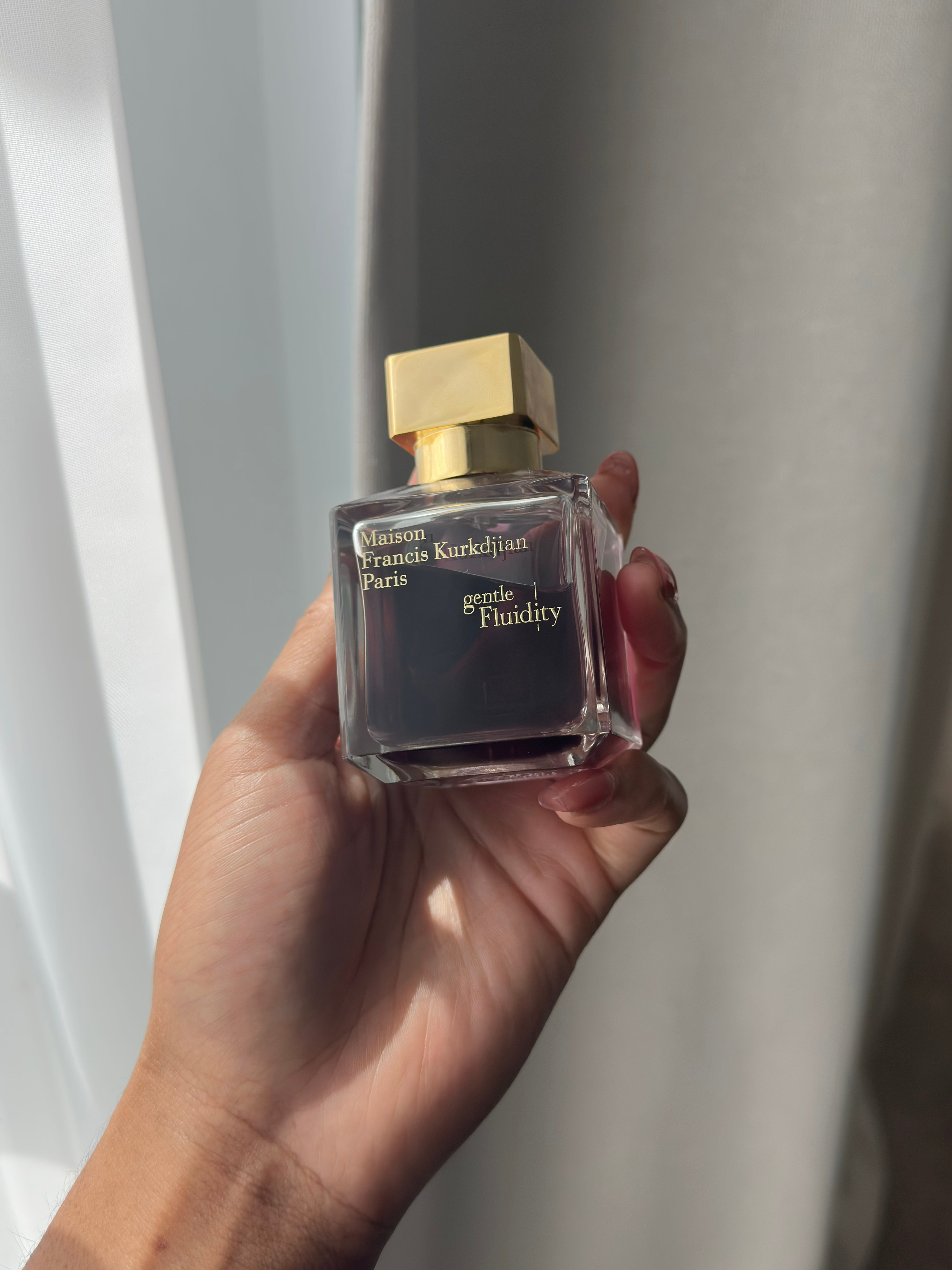 Maison Francis Kurkdijan Gentle Fluidity Gold || real vanilla fragrance // vanilla perfume // luxury perfume // luxury fragrance // MFK // spring perfume // spring fragrance // glass perfume bottle // perfume aesthetic

#LTKBeauty