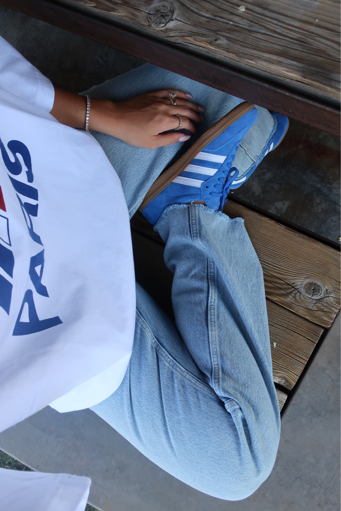 Shoes: Adidas Sambas “Bluebird” found on Zumiez!
Jeans: Zara 6164/058
Shirt: Eme Studios
