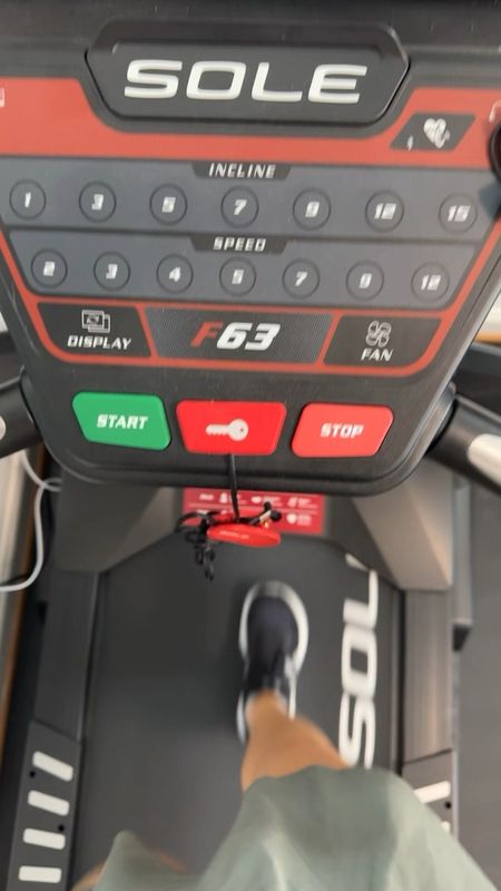 Treadmill 🖤

Workout, fitness, athleisure 

#LTKSaleAlert #LTKFitness #LTKStyleTip