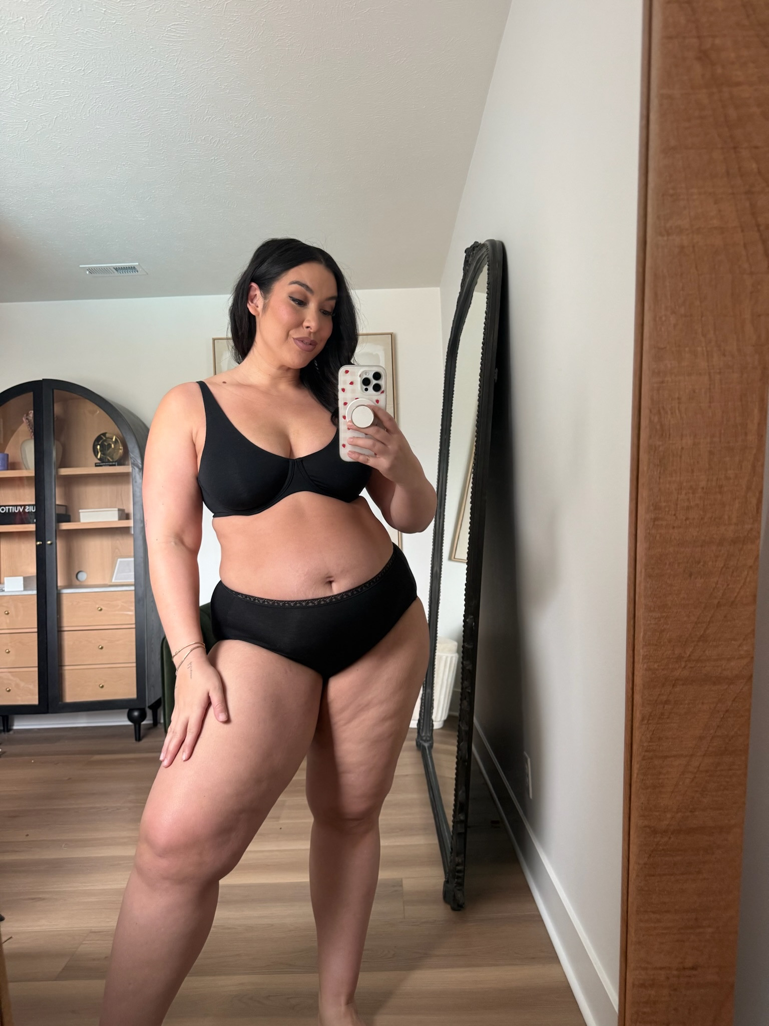 Comfiest undergarments from @soma, wearing a size 38C bra and size XL panties
-
-
-
Favorite undergarments, post partum bra, comfy bra, loungewear, intimates