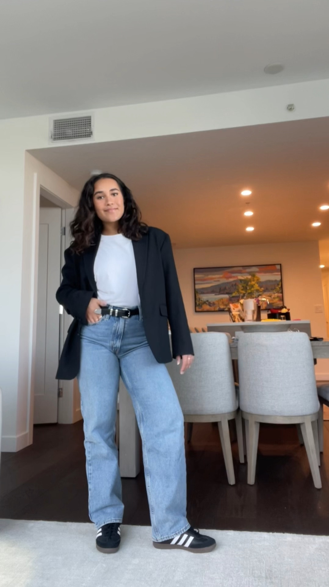 Work OOTD 💼 denim with a tee and blazer is such an easy go-to! 

Denim: 26
Shirt: S
Blazer: 1
Shoes: Women’s 6.5 

#adidassambas #blazer #workoutfit #jeans #denim #levis #denimoutfit #businesscasual 

#LTKgiftguide #LTKstyletip #LTKcanada