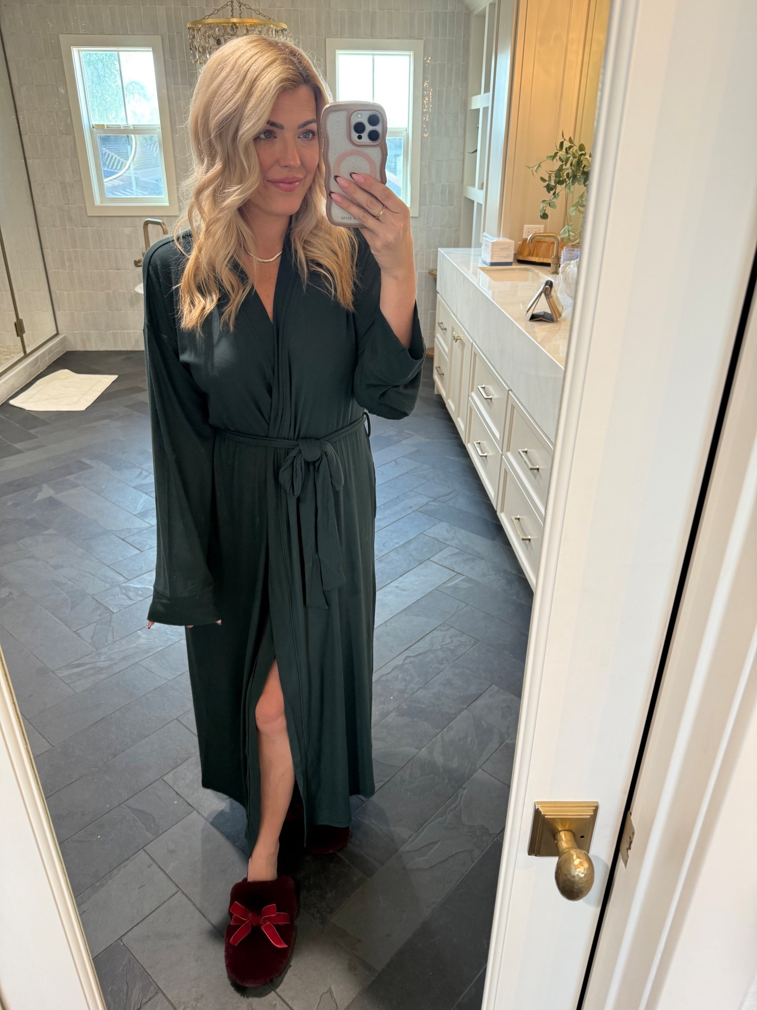 Comfiest robe in the same ribbed material as the pjs we all love. They sold out of this green but still have black. 

#LTKGiftGuide #LTKselfcare #LTKgrwm