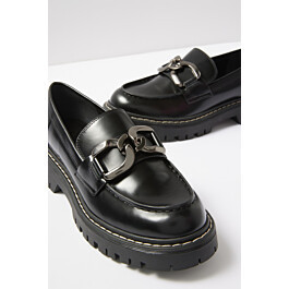 Trisca Loafer | Evereve