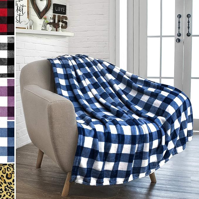 PAVILIA Buffalo Check Fleece Throw Blanket | Blue White Checkered Plaid Flannel Blanket | Soft Ve... | Amazon (US)