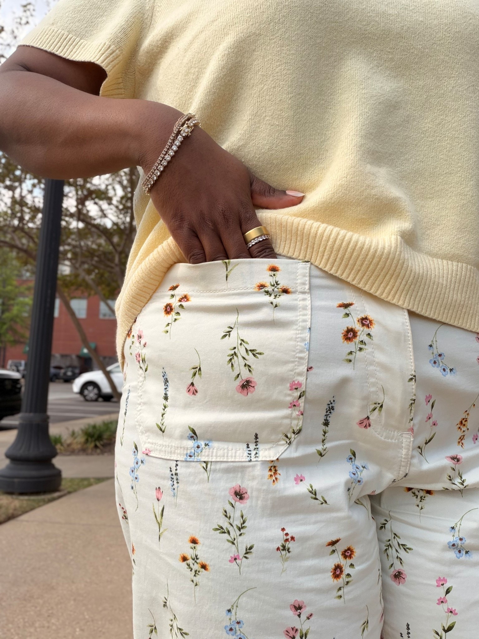 I love these wildflower wide leg crop pants from @Kohl's 

#LTKgrwm #LTKMidsize #LTKootd