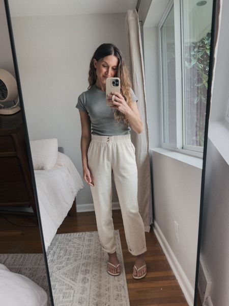 Marine Layer Spring Collection

Pants are so soft and very petite friendly. They fit true to size. Tee runs small, size up  

#LTKover40 #LTKfindsunder100